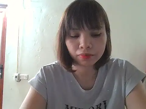 Angela-Eira online show from 10/09/25, 09:07
