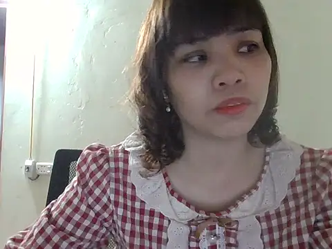 Angela-Eira online show from 12/14/25, 10:53