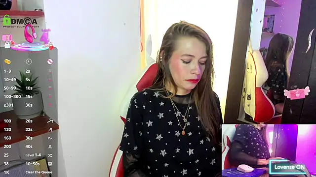 Snapshot of sweetlittlelisa chatting on 11/15/25, 07:32 sweetlittlelisa online show from 11/15/25, 07:32