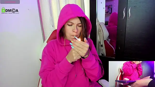 Snapshot of sweetlittlelisa chatting on 11/21/25, 09:24 sweetlittlelisa online show from 11/21/25, 09:24