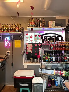 delicioussdixie online show from 02/18/25, 12:26