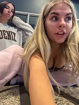 delicioussdixie online show from 10/31/25, 06:14