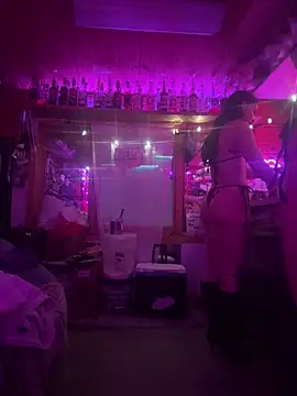 Snapshot of delicioussdixie chatting on 04/09/26, 12:10 delicioussdixie online show from 04/09/26, 12:10