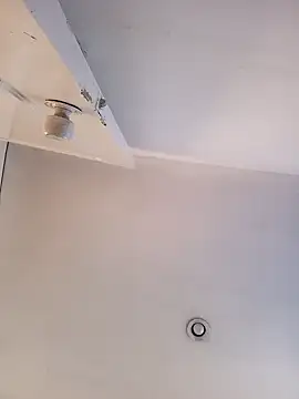 Snapshot of weedmanhot28 chatting on 12/21/24, 12:27 weedmanhot28 online show from 12/21/24, 12:27