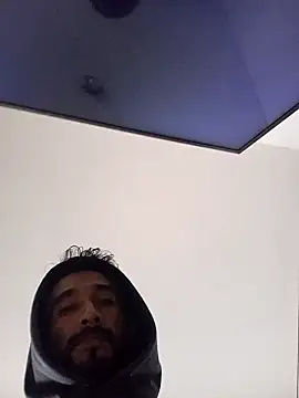 Snapshot of weedmanhot28 chatting on 01/11/25, 09:57 weedmanhot28 online show from 01/11/25, 09:57