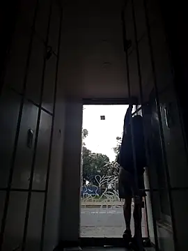 Snapshot of weedmanhot28 chatting on 02/08/25, 01:22 weedmanhot28 online show from 02/08/25, 01:22