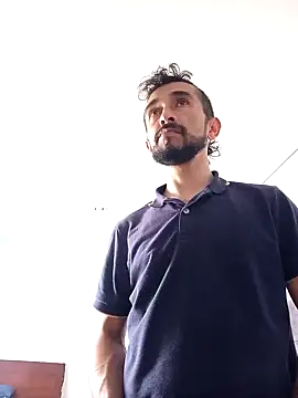 Snapshot of weedmanhot28 chatting on 03/08/25, 07:31 weedmanhot28 online show from 03/08/25, 07:31