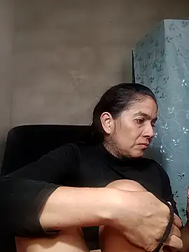 Snapshot of Dakary_hot chatting on 04/14/26, 09:32 Dakary hot online show from 04/14/26, 09:32