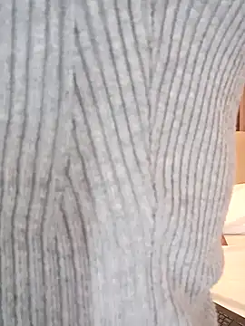 MonicaMoret online show from 03/04/25, 12:22