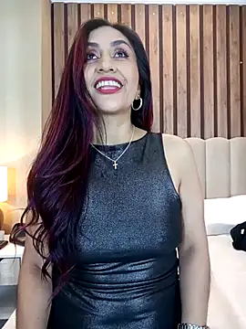 MonicaMoret online show from 03/12/25, 06:22