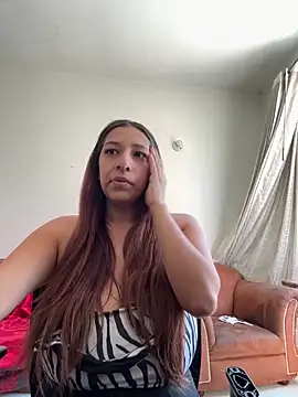 Snapshot of Dahian_XXX chatting on 01/16/25, 04:28 Dahian XXX online show from 01/16/25, 04:28