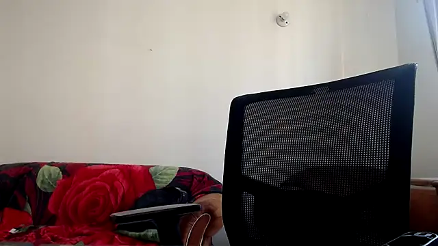 Snapshot of Dahian_XXX chatting on 01/21/25, 01:22 Dahian XXX online show from 01/21/25, 01:22