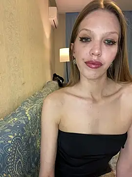 Snapshot of KateMariett chatting on 04/19/26, 09:06 KateMariett online show from 04/19/26, 09:06