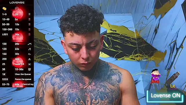 Snapshot of Kevin22_222 chatting on 11/06/25, 05:08 Kevin22 222 online show from 11/06/25, 05:08