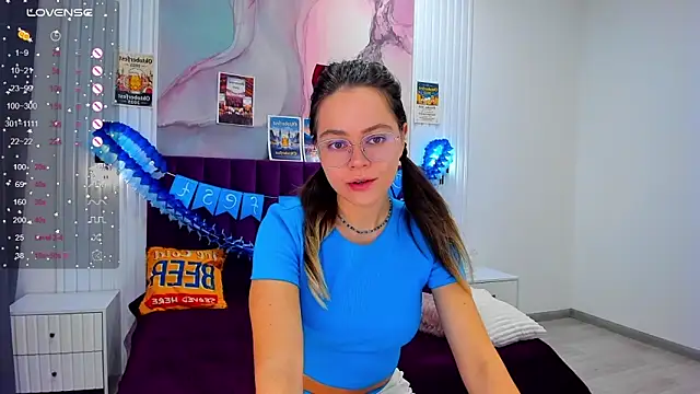 Kelly Cuutie online show from 09/26/25, 12:36