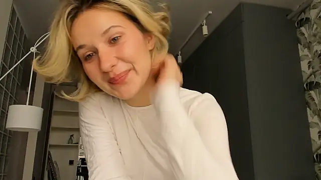 Lilith lutherlow online show from 01/10/26, 01:13