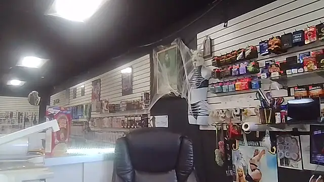 Snapshot of RawRyder8 chatting on 10/04/25, 10:41 RawRyder8 online show from 10/04/25, 10:41