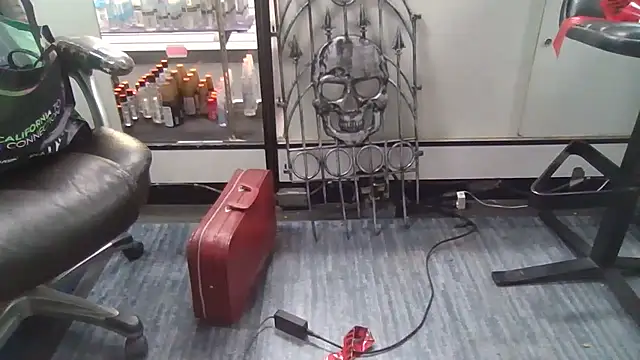 Snapshot of RawRyder8 chatting on 10/08/25, 01:25 RawRyder8 online show from 10/08/25, 01:25