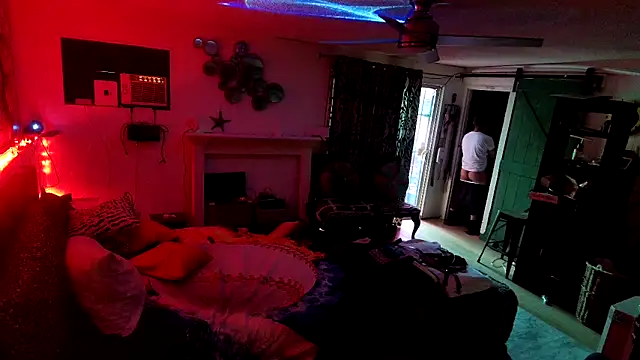 Snapshot of RawRyder8 chatting on 02/09/26, 11:09 RawRyder8 online show from 02/09/26, 11:09