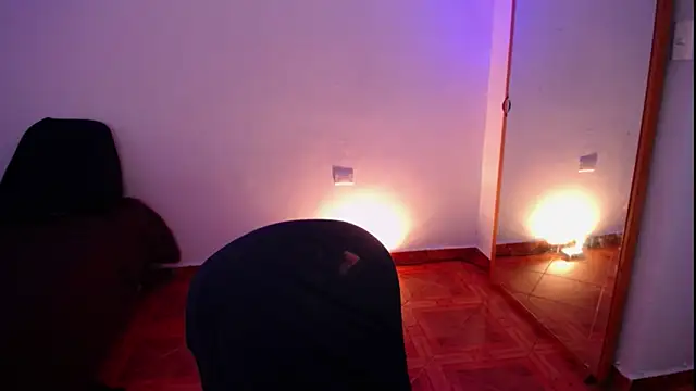 Snapshot of moritalatina chatting on 11/07/25, 07:14 moritalatina online show from 11/07/25, 07:14