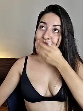 Snapshot of moritalatina chatting on 03/27/26, 07:24 moritalatina online show from 03/27/26, 07:24