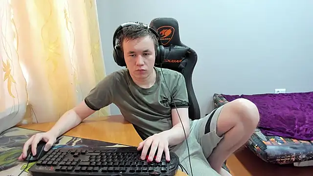 iliaskrislove online show from 12/21/25, 09:05