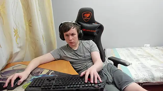 iliaskrislove online show from 02/15/26, 11:34