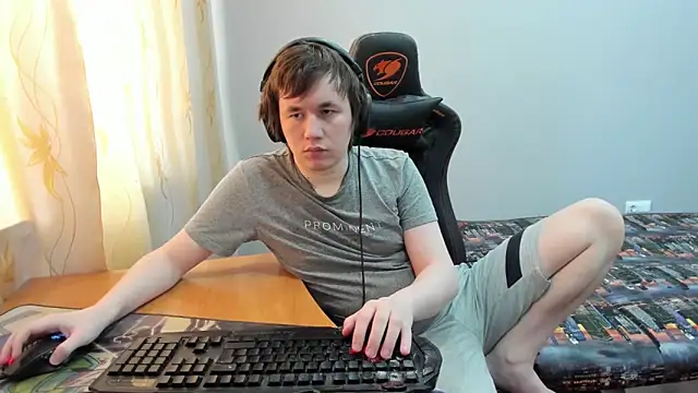 iliaskrislove online show from 03/28/26, 08:36