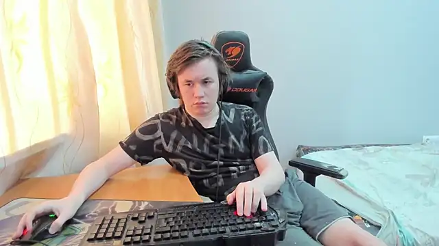 iliaskrislove online show from 04/17/26, 10:07