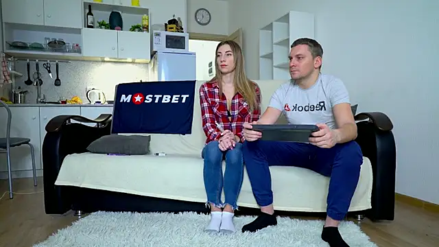 littlesweettifany online show from 12/25/24, 09:34