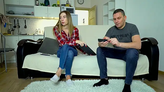 littlesweettifany online show from 02/09/25, 03:34