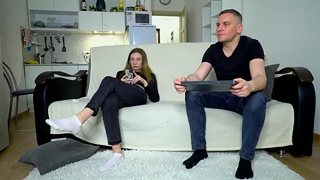 littlesweettifany online show from 03/12/25, 11:20