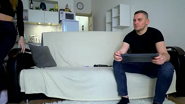 littlesweettifany online show from 03/18/25, 12:58