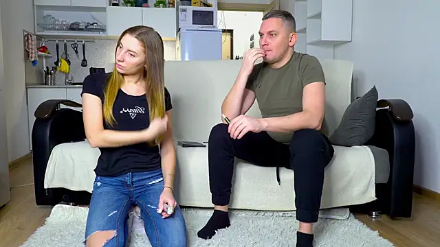 littlesweettifany online show from 12/16/25, 11:37