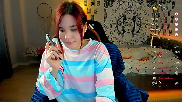 Snapshot of callmekatesmith chatting on 12/07/24, 01:03 callmekatesmith online show from 12/07/24, 01:03