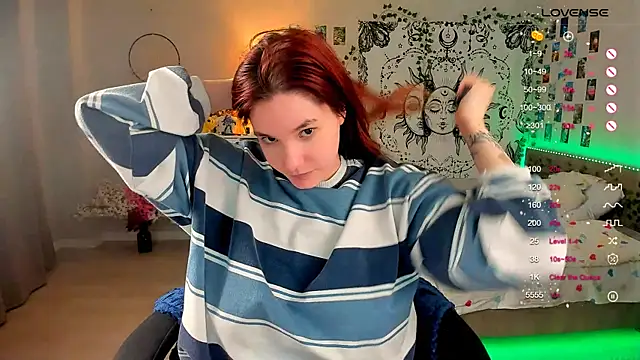 Snapshot of callmekatesmith chatting on 12/15/24, 02:08 callmekatesmith online show from 12/15/24, 02:08