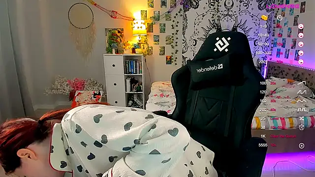 Snapshot of callmekatesmith chatting on 01/05/25, 04:27 callmekatesmith online show from 01/05/25, 04:27