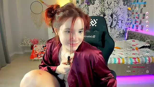 Snapshot of callmekatesmith chatting on 01/06/25, 11:42 callmekatesmith online show from 01/06/25, 11:42