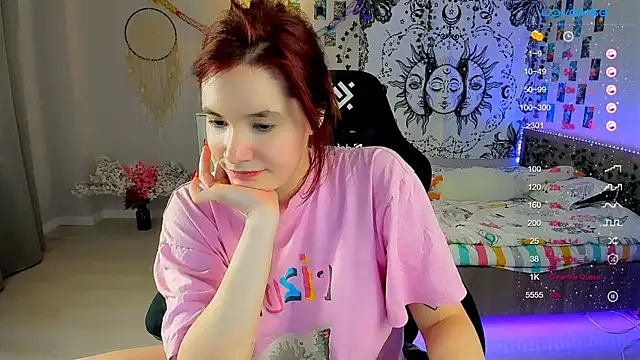 Snapshot of callmekatesmith chatting on 01/09/25, 11:24 callmekatesmith online show from 01/09/25, 11:24