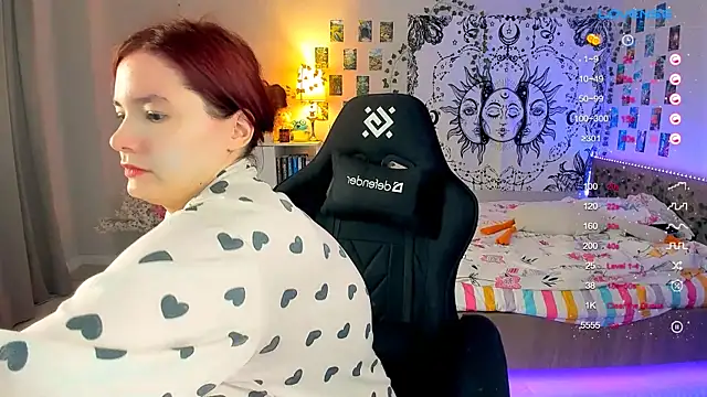 Snapshot of callmekatesmith chatting on 01/11/25, 11:02 callmekatesmith online show from 01/11/25, 11:02