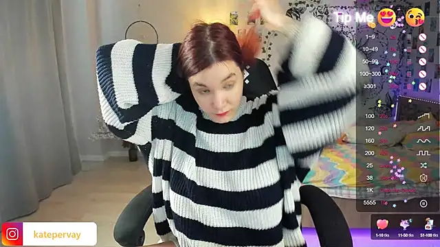 Snapshot of callmekatesmith chatting on 02/06/25, 09:53 callmekatesmith online show from 02/06/25, 09:53