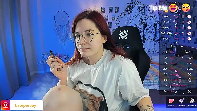 Snapshot of callmekatesmith chatting on 02/13/25, 01:50 callmekatesmith online show from 02/13/25, 01:50