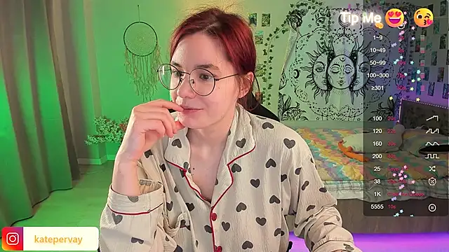 Snapshot of callmekatesmith chatting on 02/18/25, 02:27 callmekatesmith online show from 02/18/25, 02:27