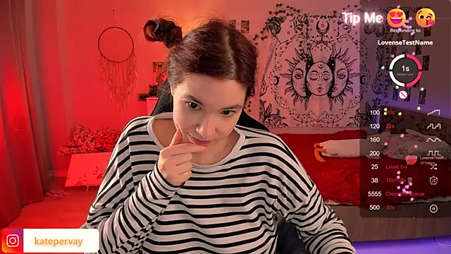 Snapshot of callmekatesmith chatting on 02/26/25, 04:45 callmekatesmith online show from 02/26/25, 04:45