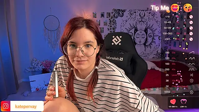 Snapshot of callmekatesmith chatting on 03/02/25, 09:54 callmekatesmith online show from 03/02/25, 09:54