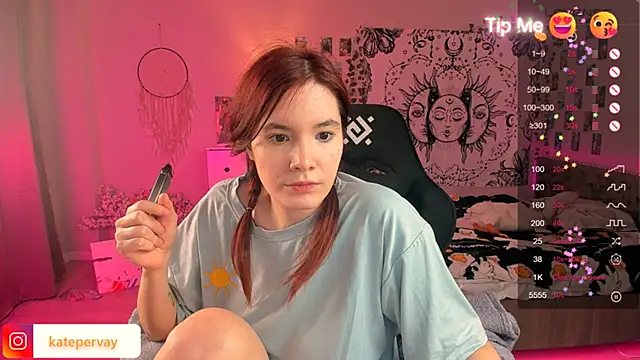 Snapshot of callmekatesmith chatting on 03/06/25, 08:27 callmekatesmith online show from 03/06/25, 08:27