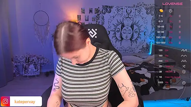 Snapshot of callmekatesmith chatting on 09/21/25, 08:10 callmekatesmith online show from 09/21/25, 08:10