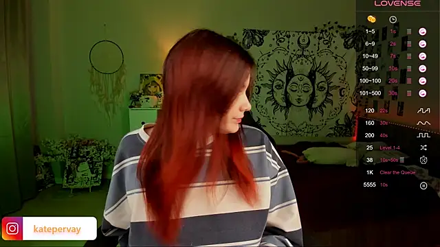 Snapshot of callmekatesmith chatting on 10/19/25, 09:15 callmekatesmith online show from 10/19/25, 09:15