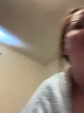 Snapshot of FreakNastyLacie chatting on 02/18/25, 01:55 FreakNastyLacie online show from 02/18/25, 01:55