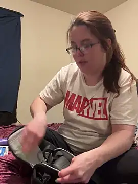 Snapshot of FreakNastyLacie chatting on 02/27/25, 01:05 FreakNastyLacie online show from 02/27/25, 01:05